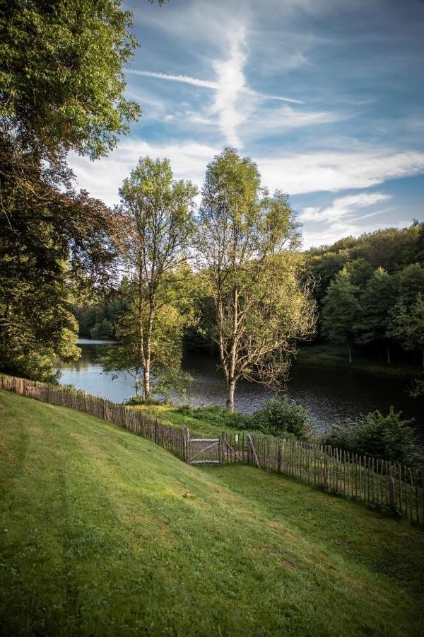 Chateau Du Pont D'Oye Habay-la-Neuve Bagian luar foto