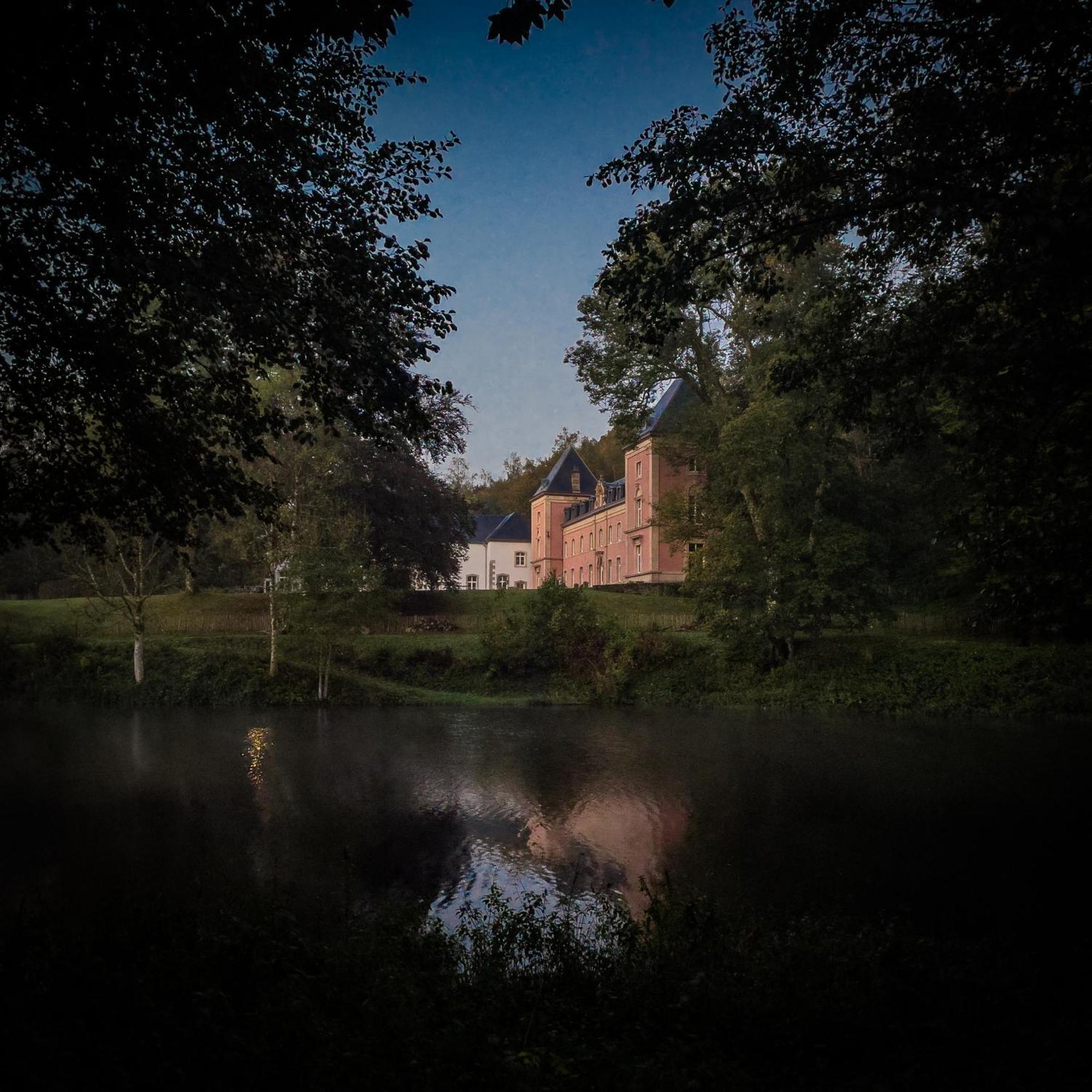 Chateau Du Pont D'Oye Habay-la-Neuve Bagian luar foto